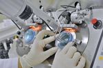 Eyeglass Lens Manufacturing Explained: Equipment, Precision Technology, Production Processes & Industry Trends