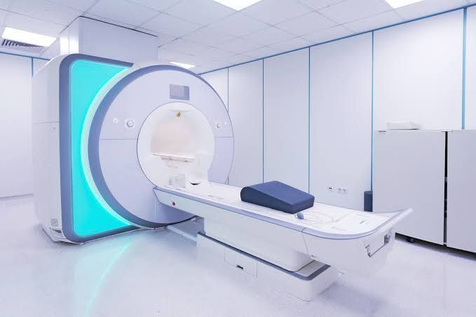 Hospital MRI Machines Explained: Types, Features, Installation Requirements, Cost Factors & Healthcare Technology Insights