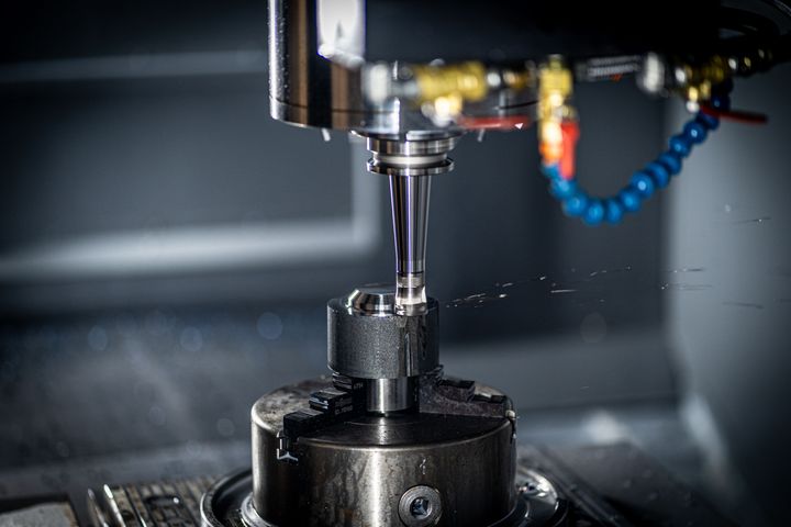 CNC Milling Machines Explained: Types, Working Principles, Applications & Precision Manufacturing Guide