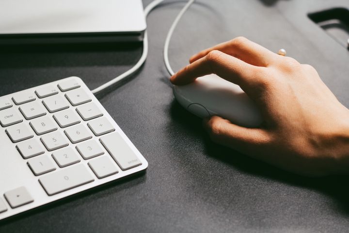 Pay-Per-Click (PPC) Complete Knowledge Guide: Advertising Fundamentals, Campaign Types, Bidding Strategies, Metrics, and Digital Marketing Insights